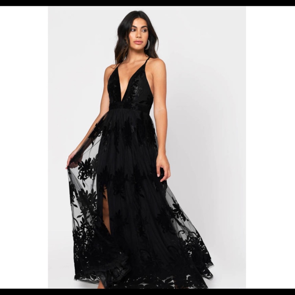 Windsor Black Lace Maxi Dress